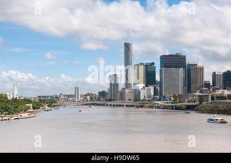 Vista sulla città da Kurilpa ponte attraverso il Fiume Brisbane, città di Brisbane, Brisbane, Queensland, Australia Foto Stock