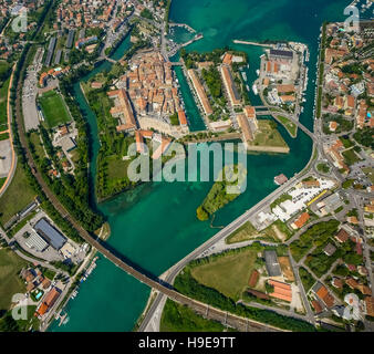 Foto aerea, Comune di Peschiera del Garda presso il fiume Mincio, fortificazioni, fortezze, lago di Garda, Lago di Garda, Foto Stock