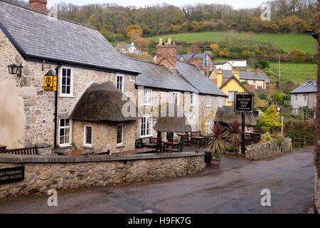 I muratori bracci in Branscombe in East Devon West Country UK Foto Stock