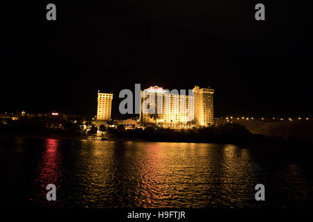 Harrahs Hotel Casino in Laughlin Nevada USA lungo il Fiume Colorado Foto Stock