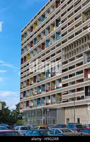 Berlino, Germania - Luglio 2014: Le Corbusier Haus fu progettato da Le Corbusier nel 1957 seguendo il suo concetto di Unite d'Habitation (scatola) Foto Stock