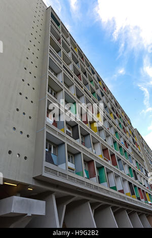 Berlino, Germania - Luglio 2014: Le Corbusier Haus fu progettato da Le Corbusier nel 1957 seguendo il suo concetto di Unite d'Habitation (scatola) Foto Stock