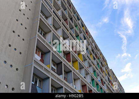Berlino, Germania - Luglio 2014: Le Corbusier Haus fu progettato da Le Corbusier nel 1957 seguendo il suo concetto di Unite d'Habitation (scatola) Foto Stock