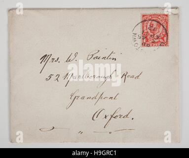 Una cosa estremamente rara lettera scritta da James Paintin, steward al Titanic capitano E.J. Smith, insieme con una fotografia di Paintin che viene messo all'asta a Henry Aldridge & Son auction house a Devizes, Wiltshire, in uno dei loro centenario Titanic vendite in questo sabato. Il 27 marzo 2012. Foto di Adam Gasson. Foto Stock