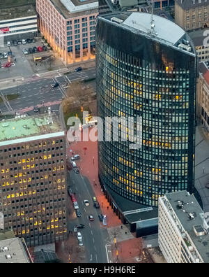 Dortmund, Germania. 23 Nov, 2016. Vista aerea, RWE Tower Dortmund al tramonto della Ruhr, Renania settentrionale-Vestfalia, Germania, Credito: Hans Blossey/Alamy Live News Foto Stock