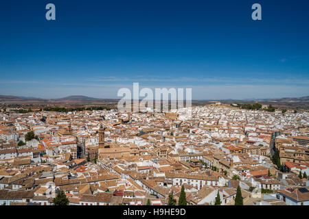 Vista della piccola città Antequerra in Andalusia, Spagna Foto Stock