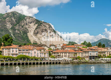 Lungomare di Baveno al Lago maggiore, Piemonte, Italia Foto Stock