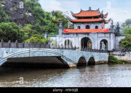 Dinh Tien Houng tempio, Ninh Binh, Vietnam Asia Foto Stock