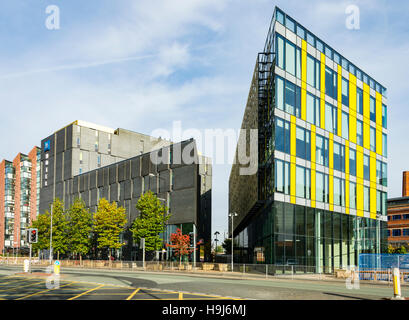 "Fabrica" hotel e lo sviluppo in office (5Plus architetti), grande Ancoats Street, New Islington, Ancoats, Manchester, Inghilterra, Regno Unito Foto Stock