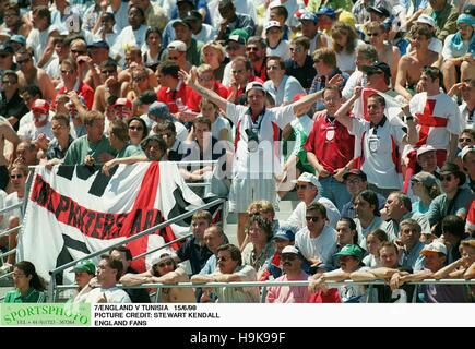 Tifosi inglesi INGHILTERRA V la Tunisia il 10 giugno 1998 Foto Stock