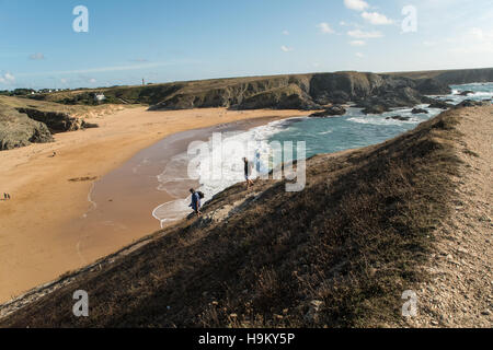 Camminando sul naturale cappotti di Belle-Ile-en-Mer Foto Stock