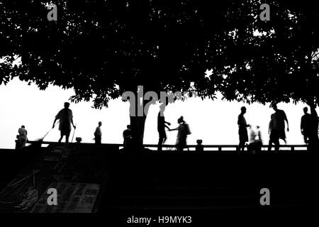 Silhouette Folk di Suining city,provincia di Sichuan,Cina Foto Stock