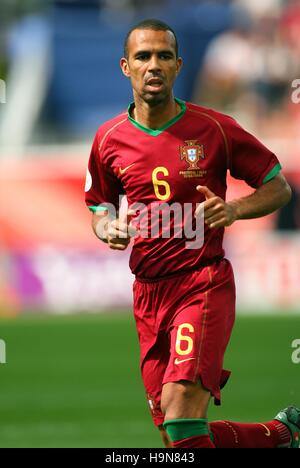 COSTINHA PORTOGALLO & DINAMO MOSCOW WORLD CUP Francoforte Germania 17 giugno 2006 Foto Stock