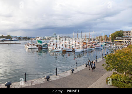 L'Inner Harbour Porto Victoria barche barca capitale della British Columbia BC Isola di Vancouver in Canada Foto Stock