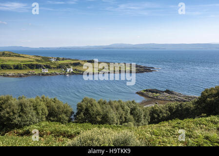 La vista della baia Tarbert, Isle of Jura, Ebridi Interne, Scotland, Regno Unito Foto Stock