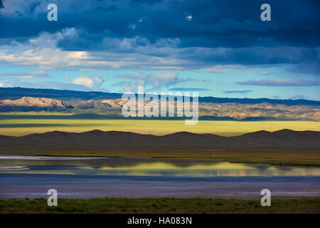 Mongolia, Gobi-Altay provincia, Mongolia occidentale, paesaggio nella steppa Foto Stock