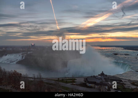 Cascate del Niagara in un bel mattino Foto Stock