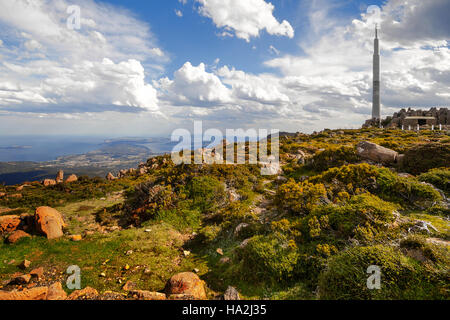 Vista di una maggiore area di Hobart da Monte Wellington, Tasmania, Australia Foto Stock