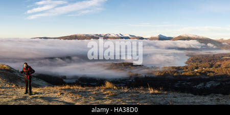 La splendida vista dalla collina conica a Balmaha Regno Unito Scozia Foto Stock