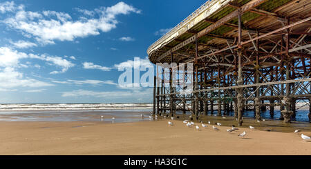 Central Pier di Blackpool Foto Stock