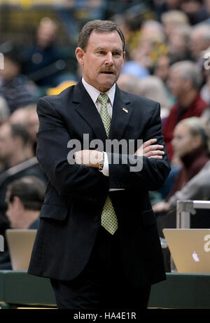 Williamsburg, Virginia, Stati Uniti d'America. 26 Nov, 2016. William e Maria head coach TONY rasoio orologi gioco d'azione contro la libertà nella seconda metà a Kaplan Arena a Williamsburg, Virginia Credit: Chuck Myers/ZUMA filo/Alamy Live News Foto Stock