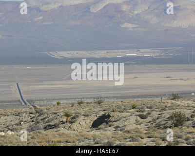 Questa immagine cattura un progetto relativo alle soluzioni energetiche nell'ambito del Dipartimento dell'energia, evidenziando gli sforzi in corso per migliorare i sistemi energetici e promuovere la sostenibilità. Foto Stock