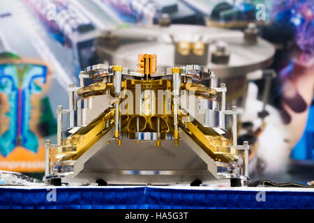 Magnetizzato Target Fusion Energy è una tecnologia energetica all'avanguardia incentrata sull'utilizzo dell'energia di fusione per una generazione di energia sostenibile. Questa ricerca fa parte degli sforzi per esplorare le soluzioni per l'energia pulita e le loro potenziali applicazioni in vari settori. Foto Stock