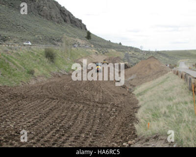 Il progetto U.S. Fish and Wildlife Service Recovery Act presso il National Elk Refuge si concentra sul ripristino dell'habitat. Questo progetto, identificato con il numero 6221477422, mira a migliorare l'ambiente e la conservazione della fauna selvatica nella regione, mirando in particolare all'alce e ad altre specie. Foto Stock
