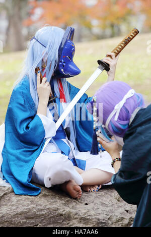 Giovane ragazza giapponese vestito in costume cosplay al Parco Mamugame-Jou Foto Stock