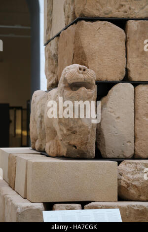 Mausoleo di Pozo Moro. Civiltà iberica. Vi secolo A.C. Dettaglio angolo. Lion. Chinchilla de Monte-Aragon. Spagna. Museo Archeologico Nazionale Foto Stock