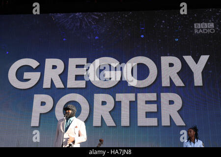 Gregory Porter esegue presso la BBC Radio 2 Live in Hyde a Londra su 011 Sep, 2016 Foto Stock