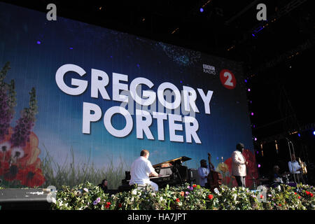 Gregory Porter esegue presso la BBC Radio 2 Live in Hyde a Londra su 011 Sep, 2016 Foto Stock