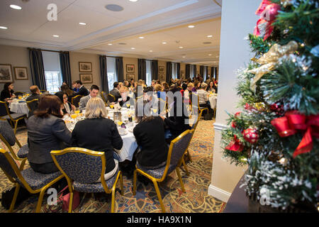 Il progetto e&E6 si concentra sul miglioramento dell'efficienza energetica e della sostenibilità nei parchi nazionali gestiti dal Dipartimento degli interni degli Stati Uniti. Questa iniziativa mira a ridurre l'impatto ambientale e migliorare l'infrastruttura del parco. Foto Stock