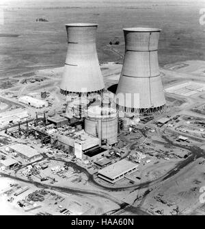 Questa immagine è associata al Dipartimento dell'energia degli Stati Uniti e raffigura un progetto o un'iniziativa relativa all'energia relativa ai parchi nazionali. L'attenzione è rivolta all'efficienza energetica e alla sostenibilità nelle aree protette, contribuendo alla conservazione ambientale e alla gestione del parco. Foto Stock