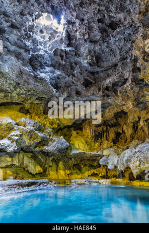 La grotta e Basin National Historic Site, Montagna di Zolfo, il Parco Nazionale di Banff, Alberta, Canada. Foto Stock