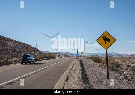 Vento Ocotllo di generazione di energia elettrica a turbina eolica farm, California USA Foto Stock