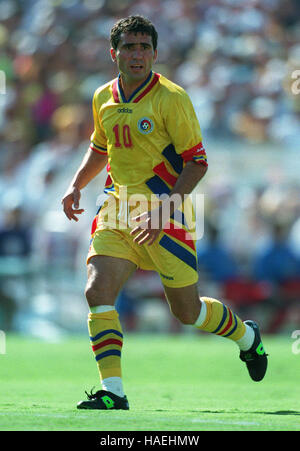 GHEORGHE HAGI ROMANIA & BRESCIA FC 04 Luglio 1994 Foto Stock