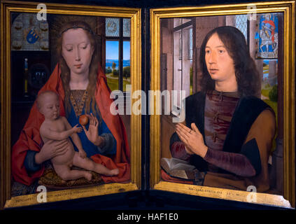 Dittico con Madonna e Maarten van Nieuwenhove, da Hans Memling, l' ospedale St Jean di Bruges, Belgio, Europa Foto Stock