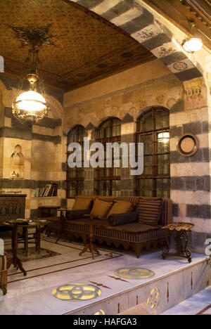 Il cortile a Beit Al Wali nel quartiere cristiano di Damasco' Old Town in Siria.prima della guerra civile. Foto Stock