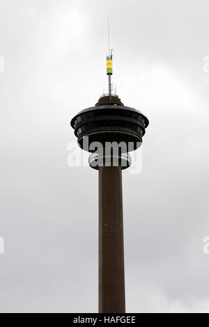 Näsinneula, Tampere, Finlandia il giorno nuvoloso. Foto Stock