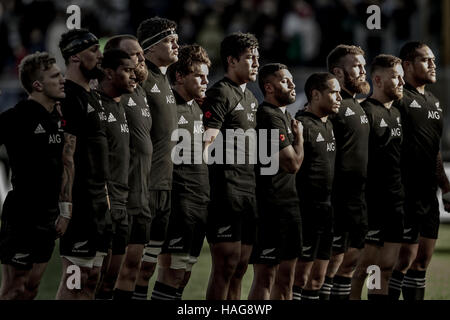 Roma Italia (IT) - 12 novembre 2016 - Rugby - Stadio Olimpico di Roma - Rugby test match - Italia nuova Zelanda - All Blacks Team durante l'inno Nazionale - Copyright: © Riccardo Piccioli /Alamy Sport Foto Stock