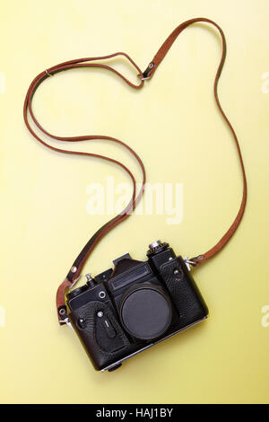 Vintage foto fotocamera sul tavolo verde Foto Stock