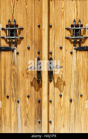 Chiudere l immagine dell antica porta di legno Foto Stock