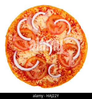 Pizza al formaggio con pomodoro e cipolla isolato su bianco Foto Stock
