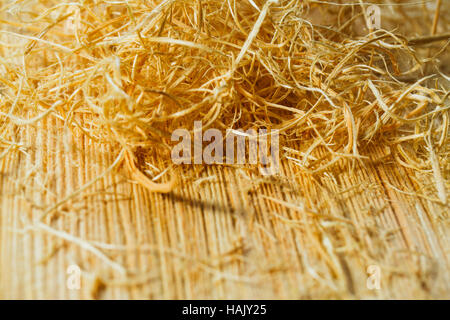 Molto di trucioli di legno è sulla scheda. Foto Stock