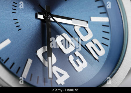 Macro closeup di lusso moderno orologio da polso Foto Stock