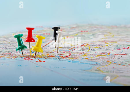 Destinazione Viaggio di punti su una mappa Foto Stock