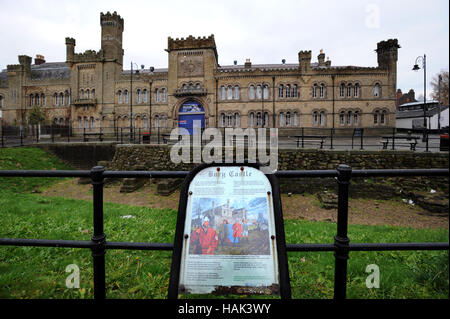 Caserma del castello e Armeria, Bury, Lancashire. Foto di Paolo Heyes, giovedì 01 dicembre, 2016. Foto Stock