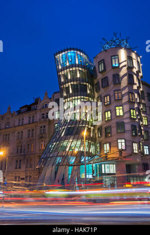 Edificio di ballo Praga Foto Stock