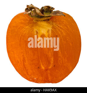 La metà della frutta persimmon, isolato su sfondo bianco Foto Stock